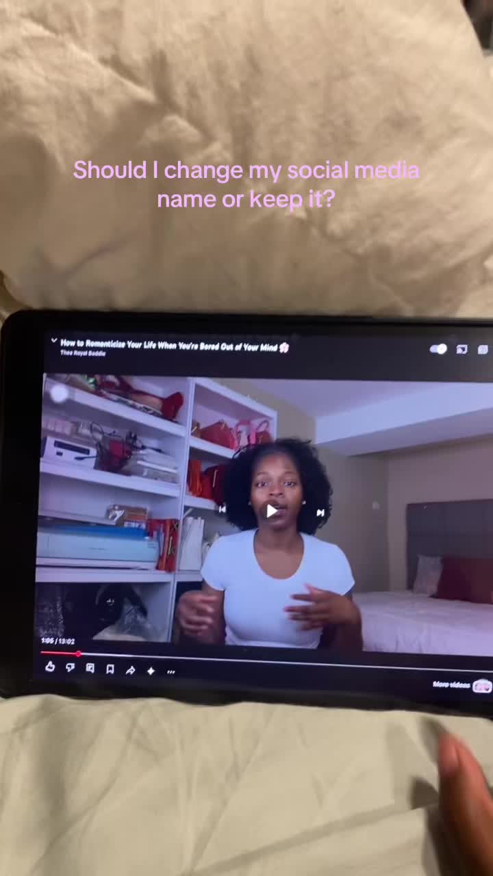 @TheeRoyalBaddie