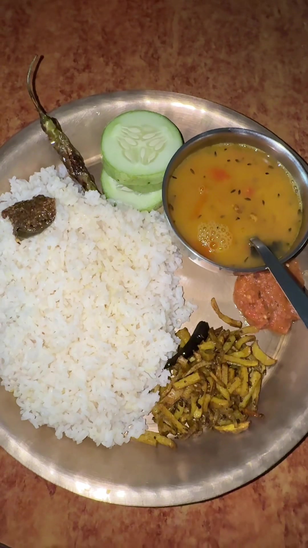 @बिन्दु🧿