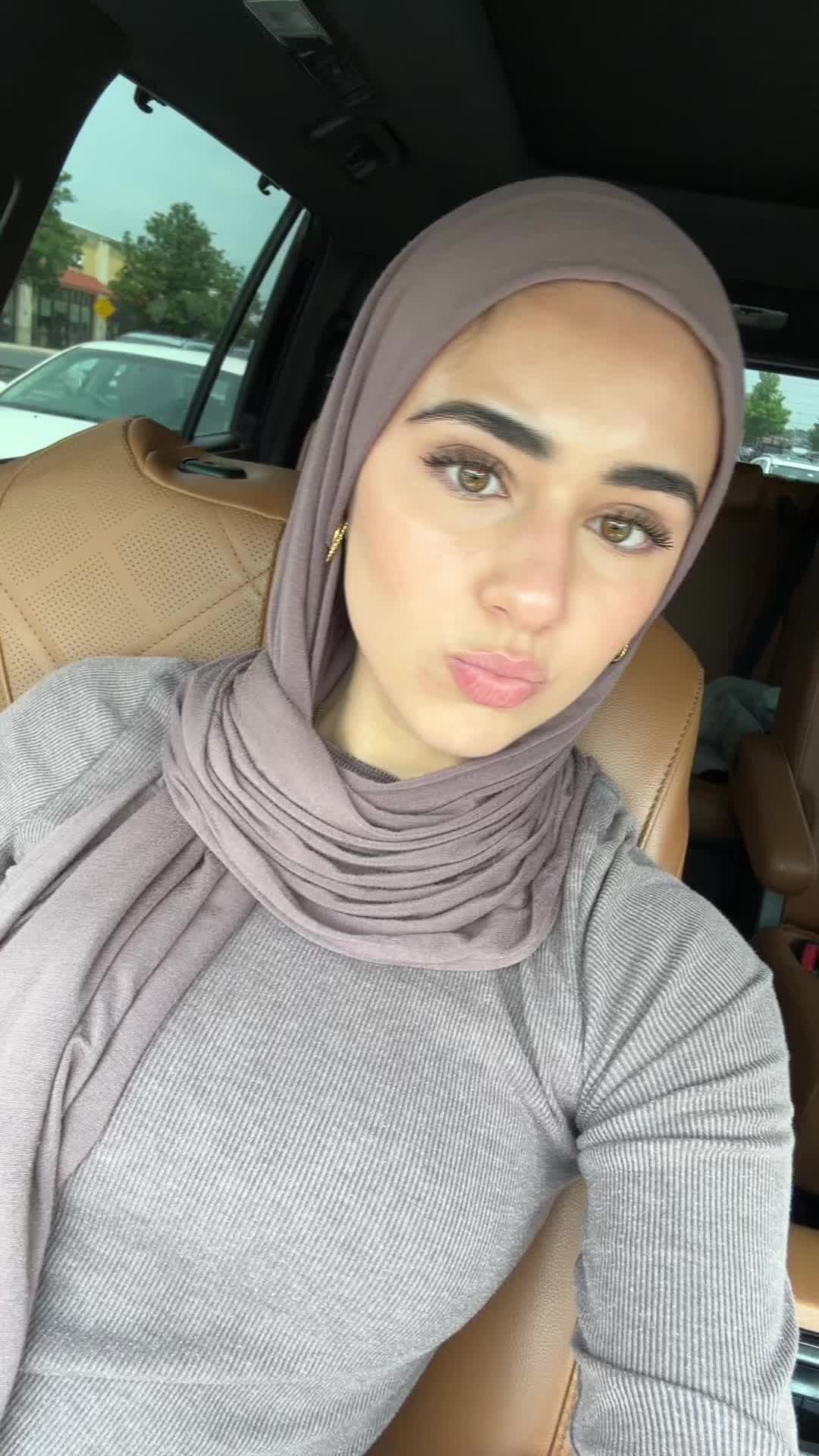 @nesreen