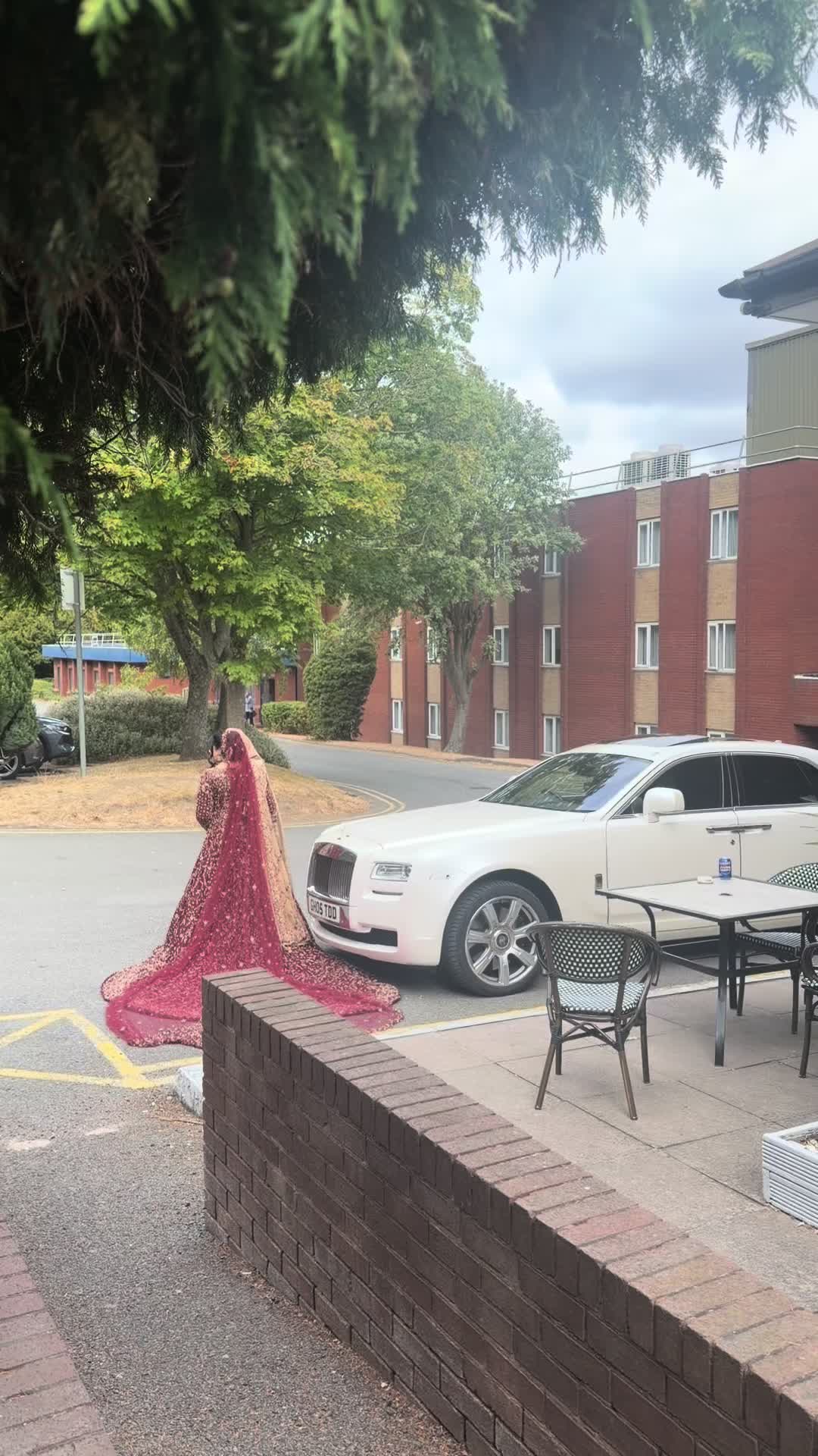 @Rolls Royce & Limo Hire 😎