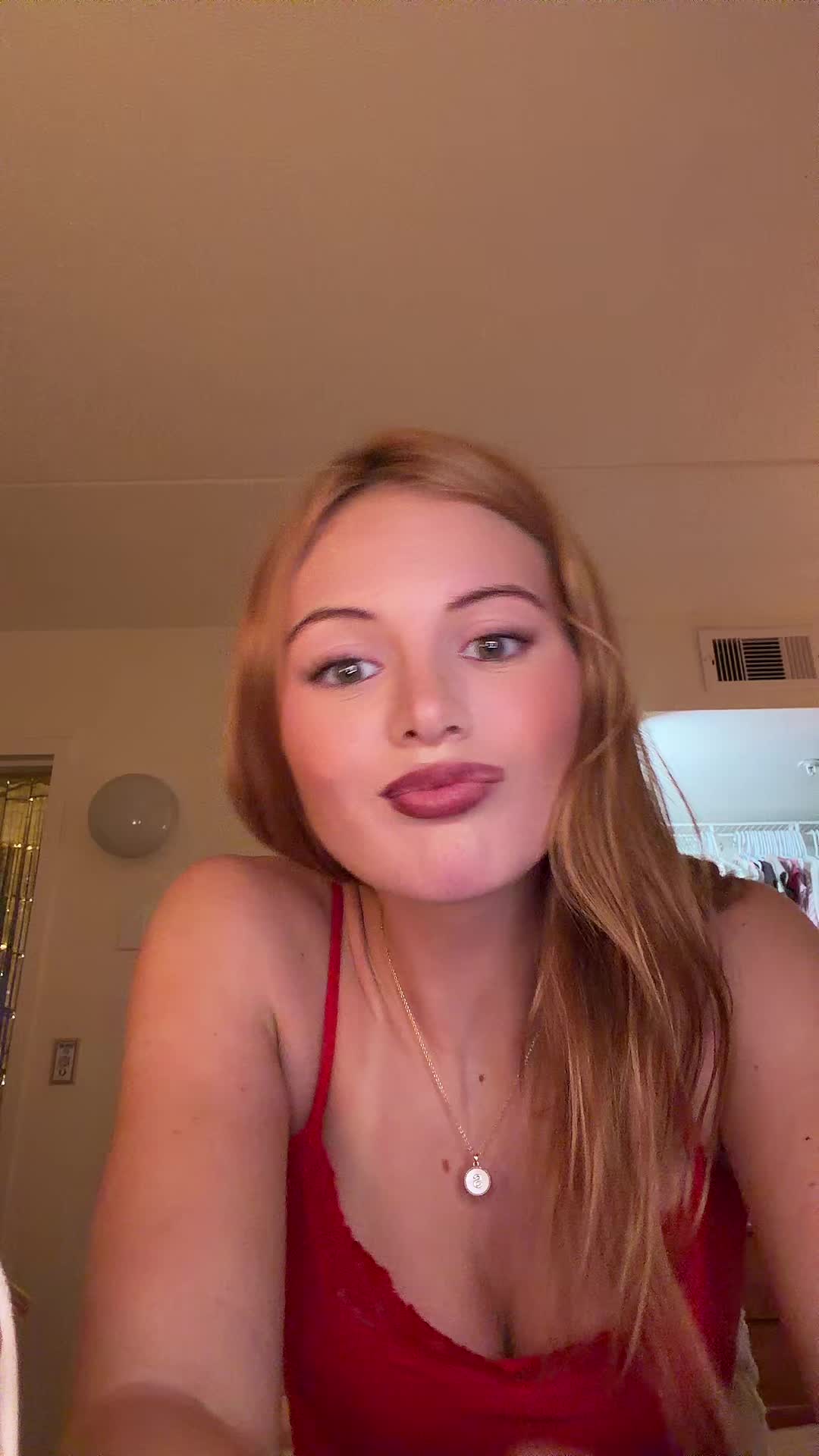 @wannabelindsaylohan