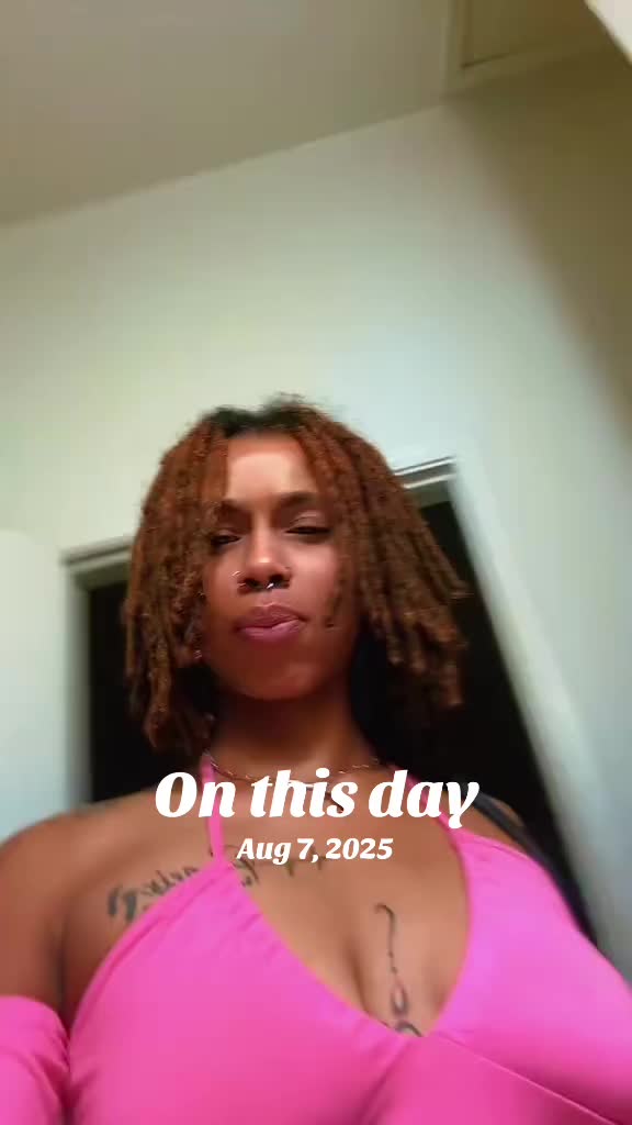 @LaylaSimone