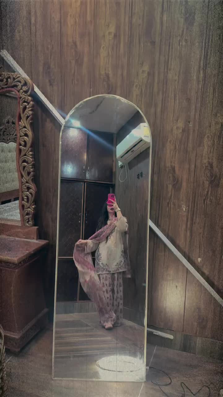 @*𝑴ᵢsho;!