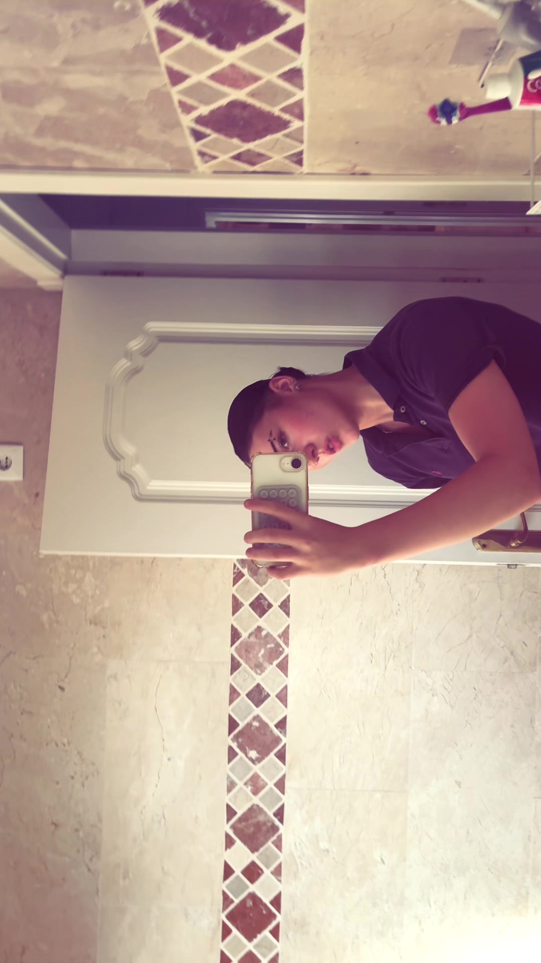 @ˢʰᵃ́ⁿᵉ