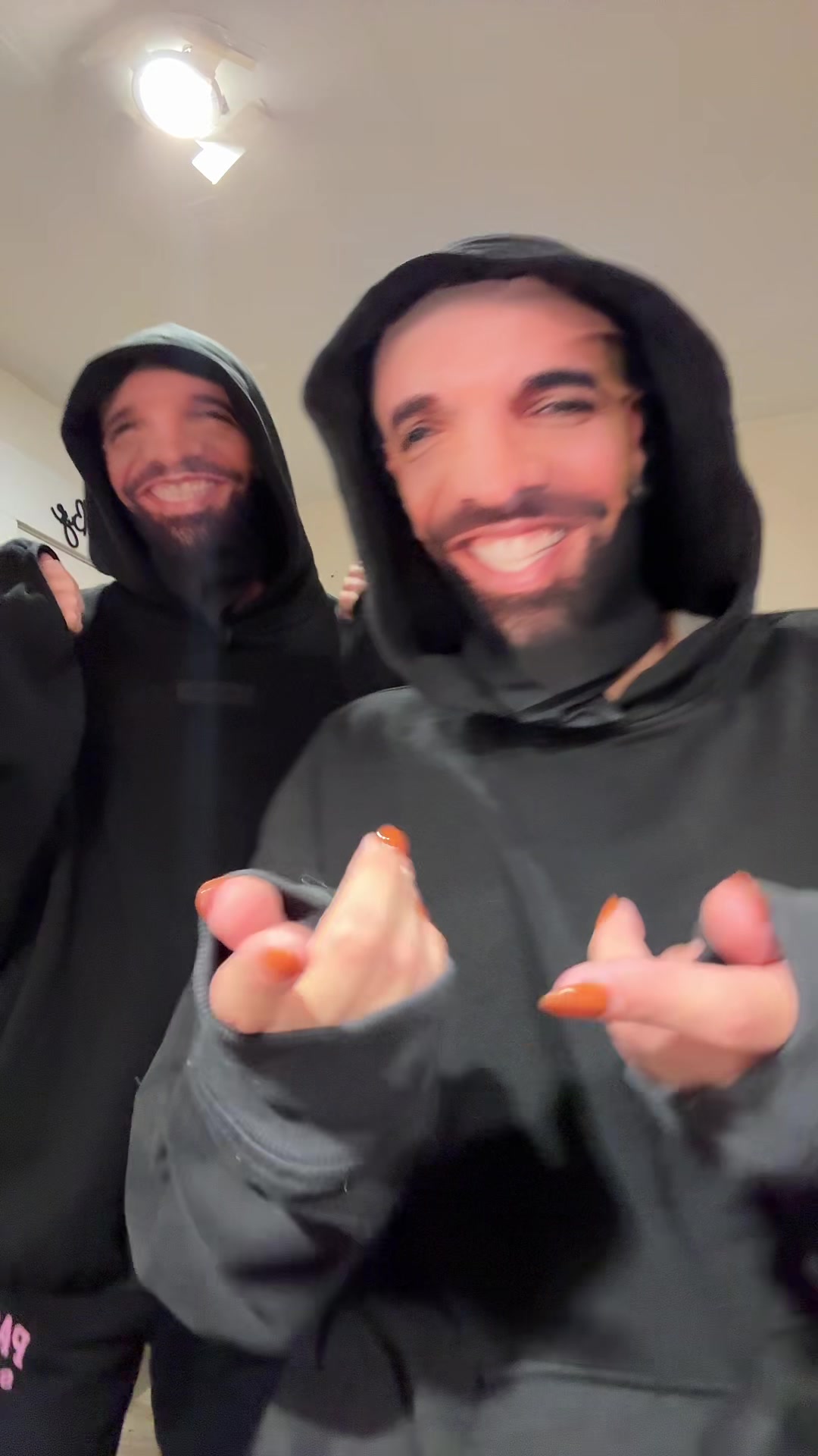@Sophia