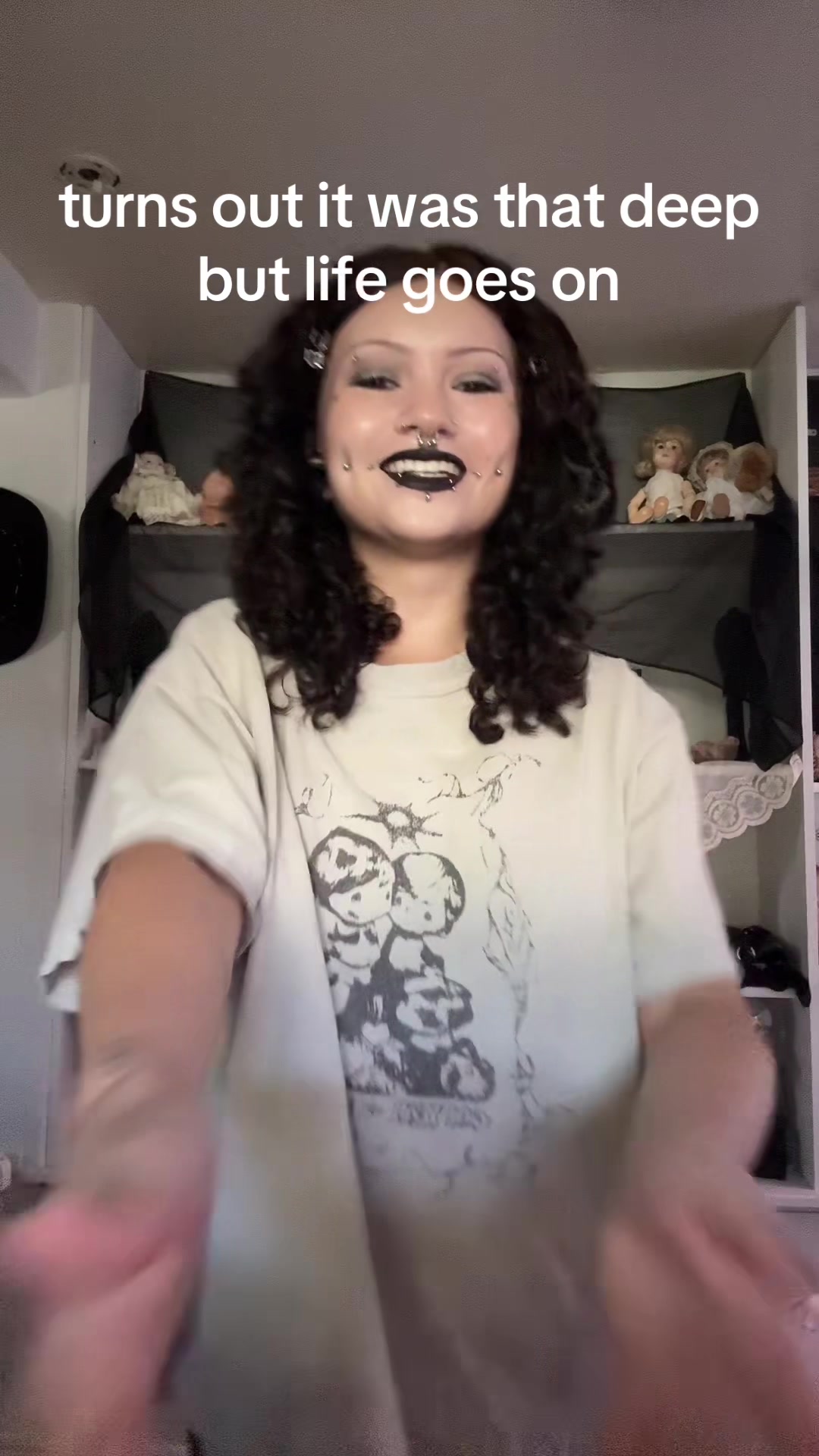 @miss.porcelain_