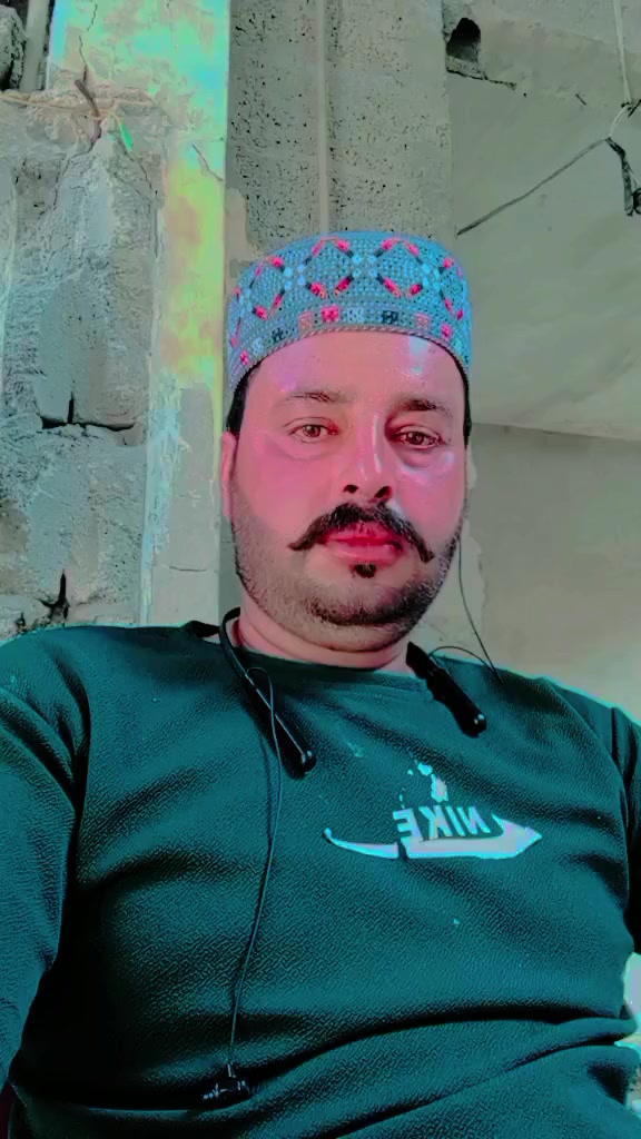 @LadlaBaloch313bv