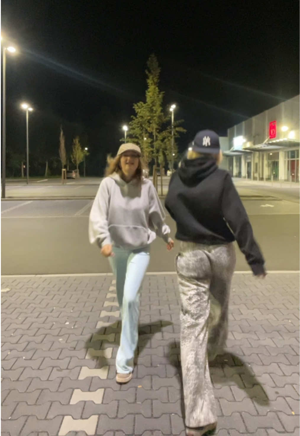 @𝐦