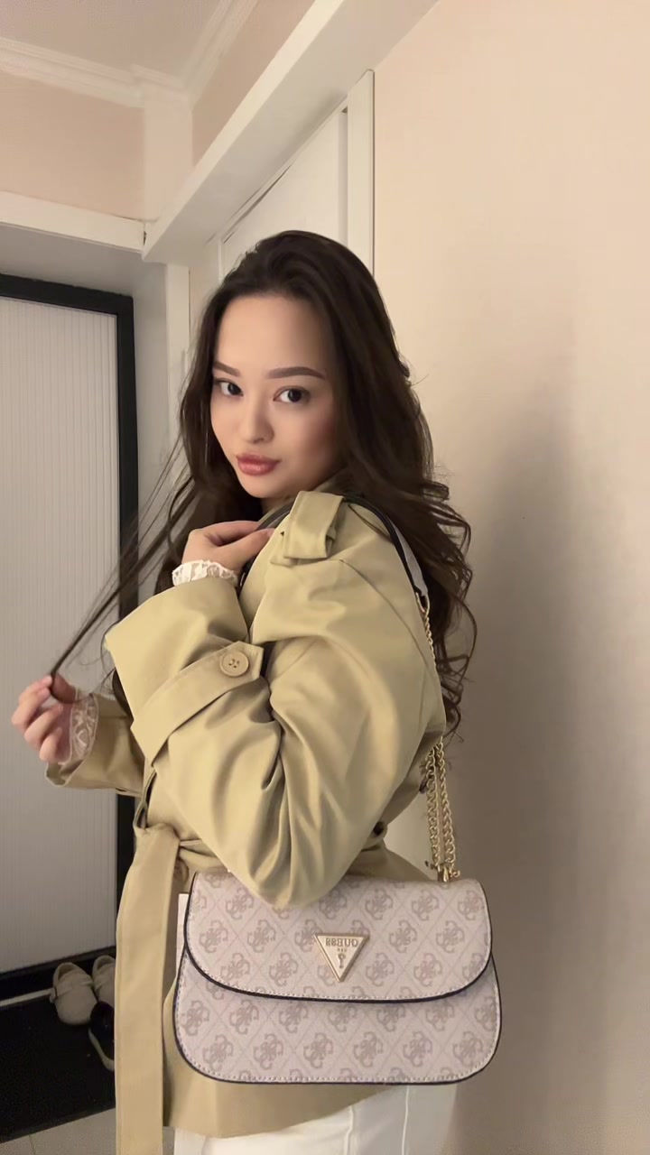 @shelovesei