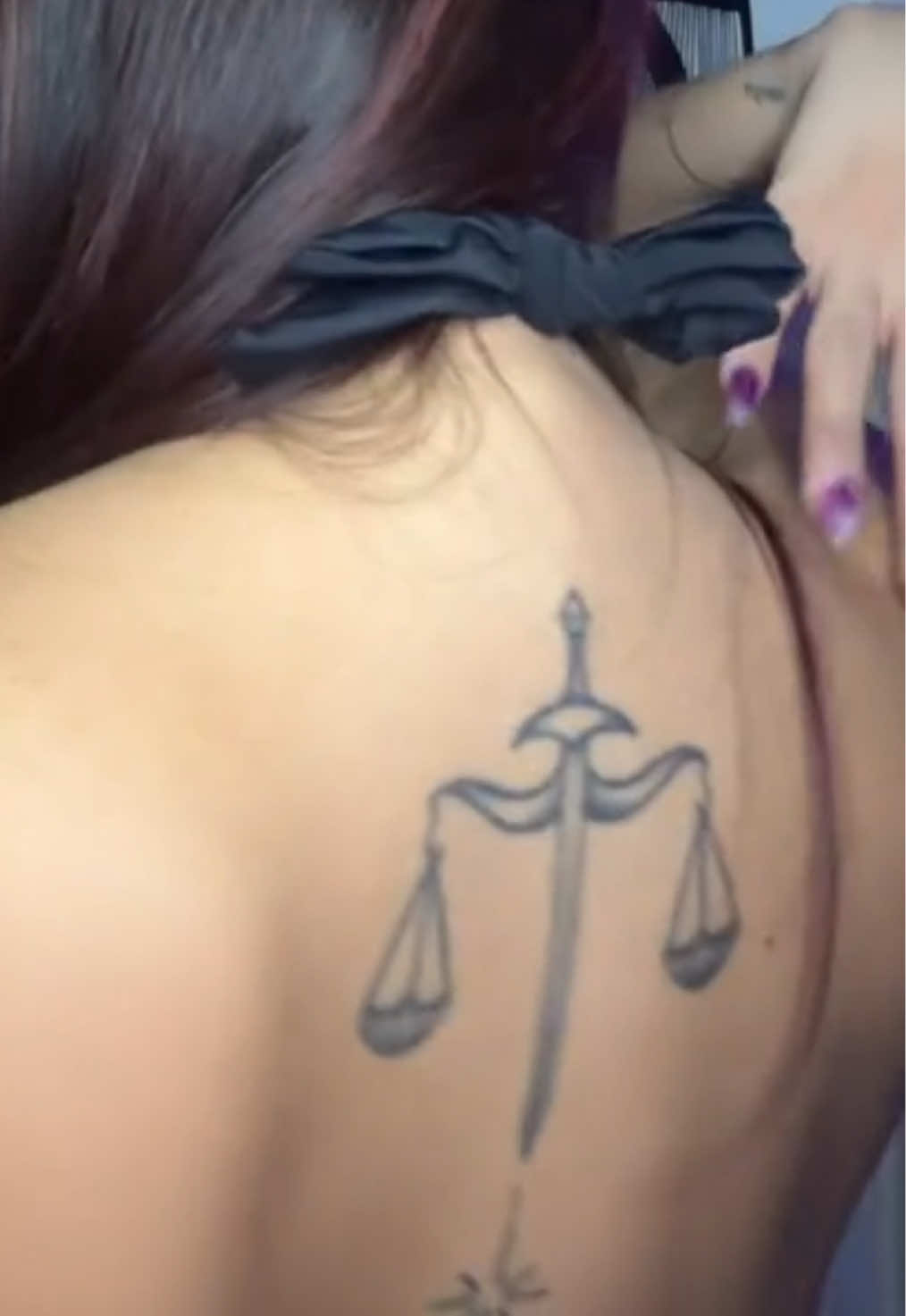 @👻