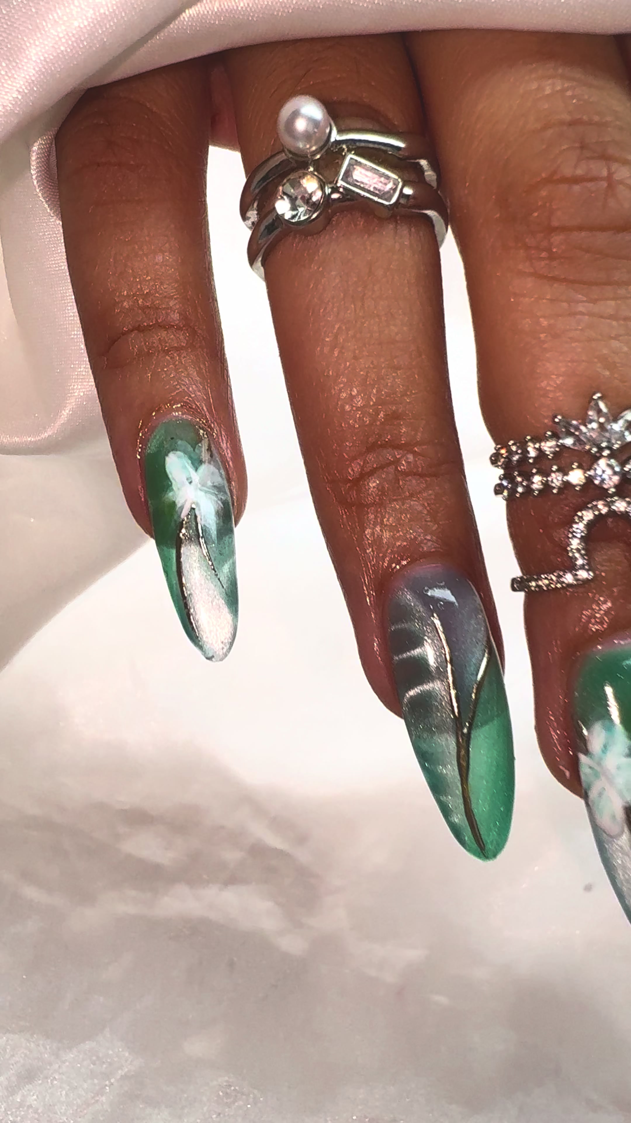 @sol.allure.nails