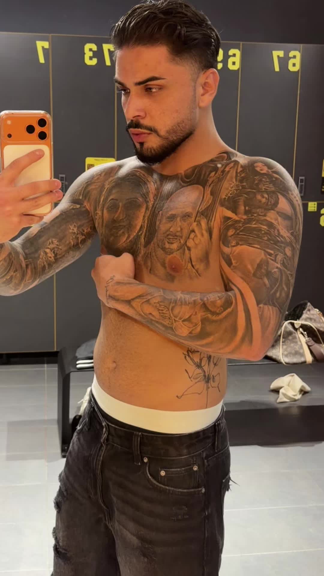 @mariombx