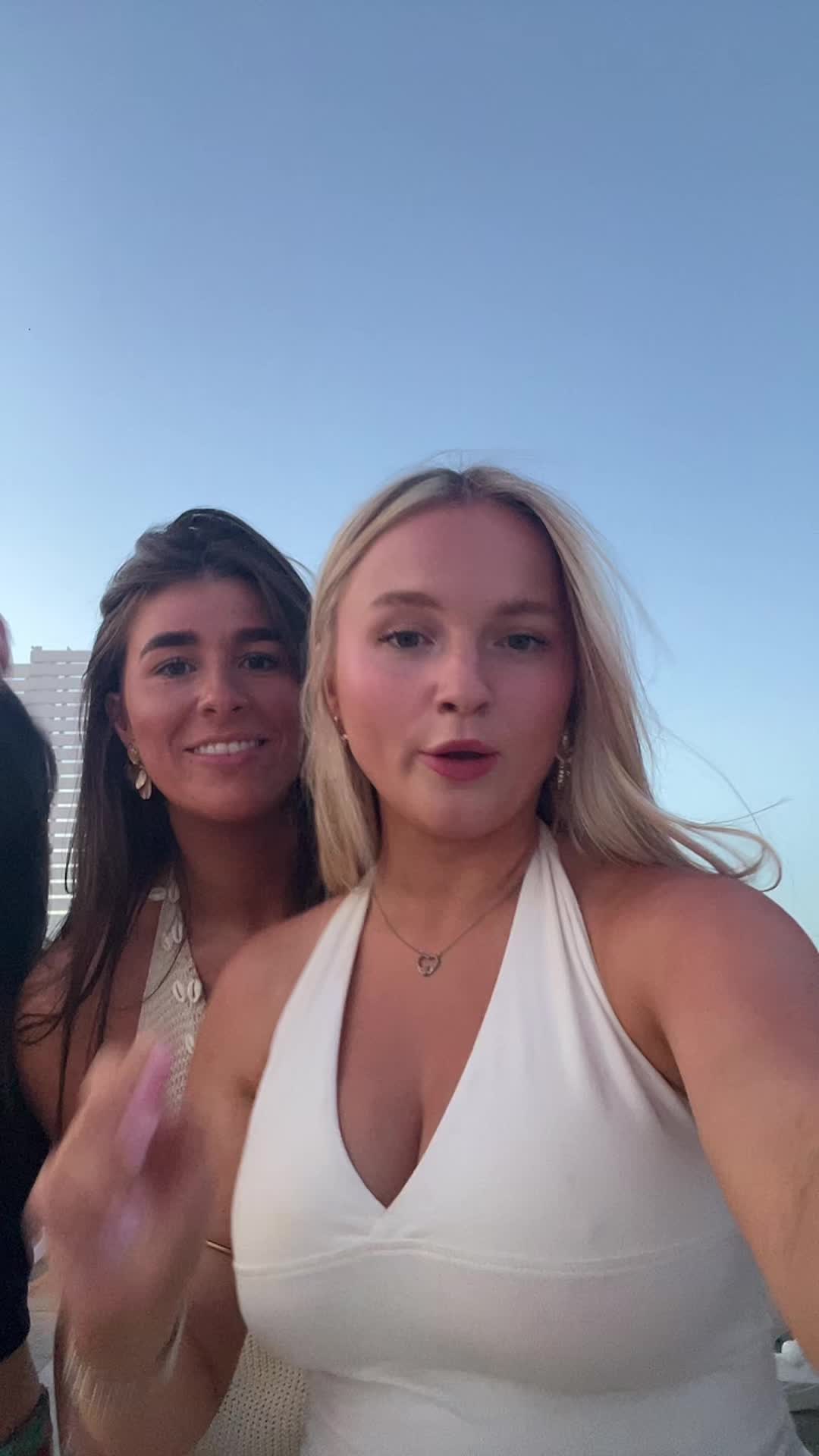 @_karliferriss