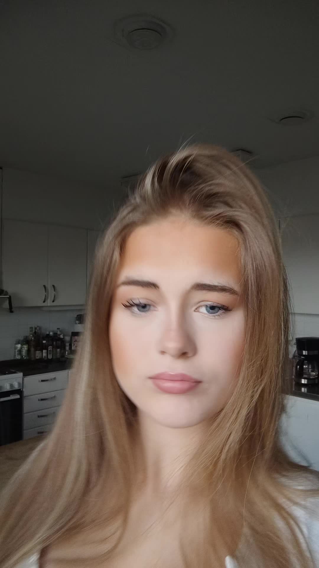 @Simons tjej ❤️