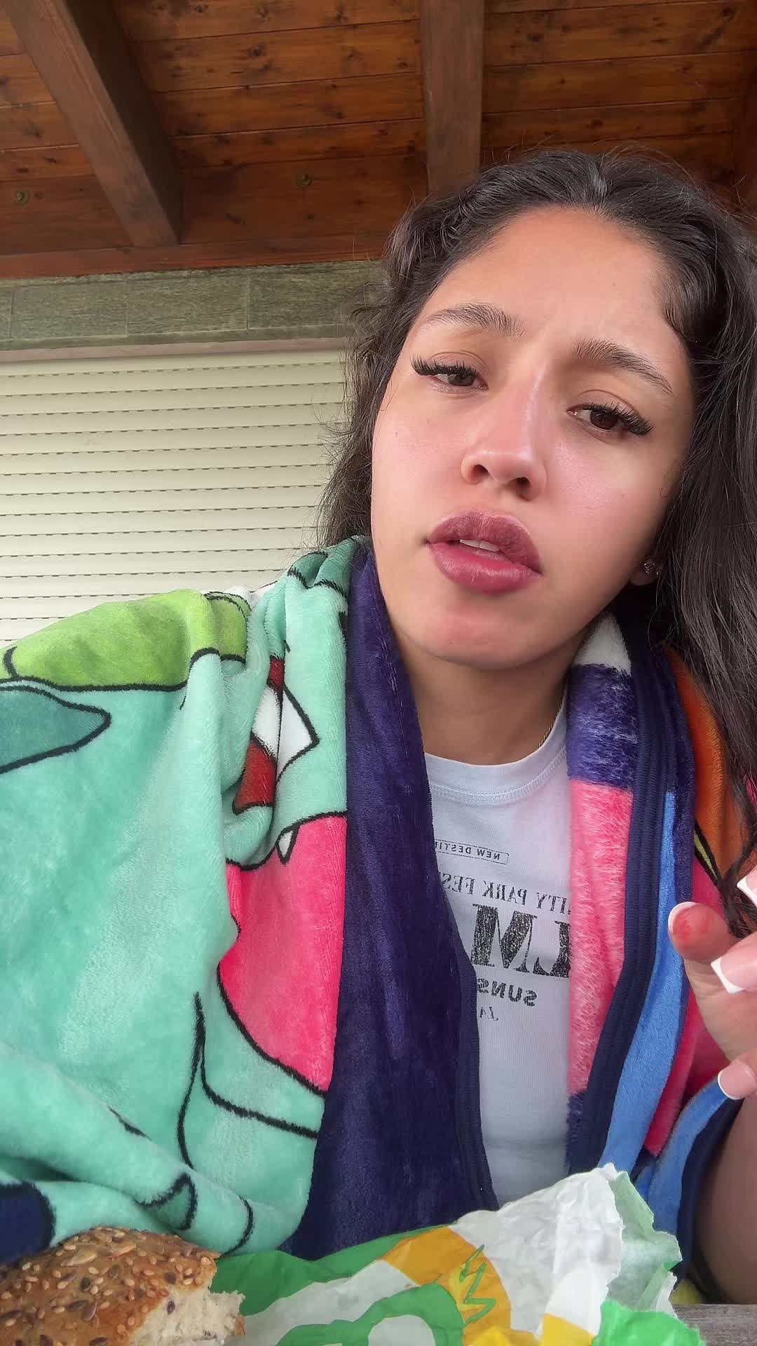 @Lala