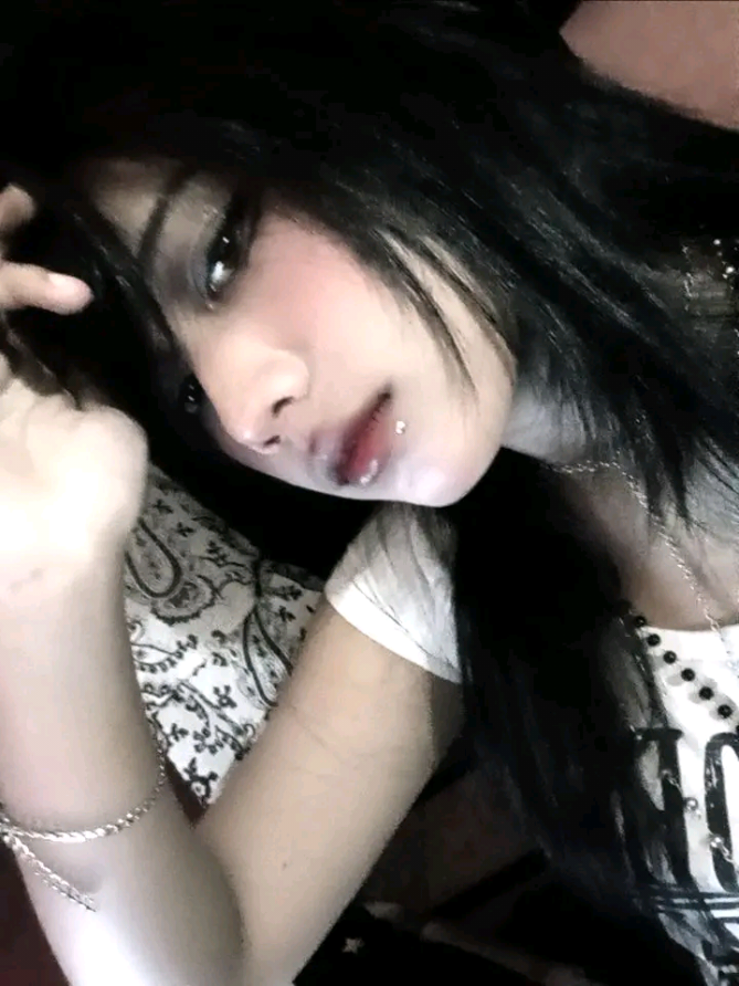 @4Moona