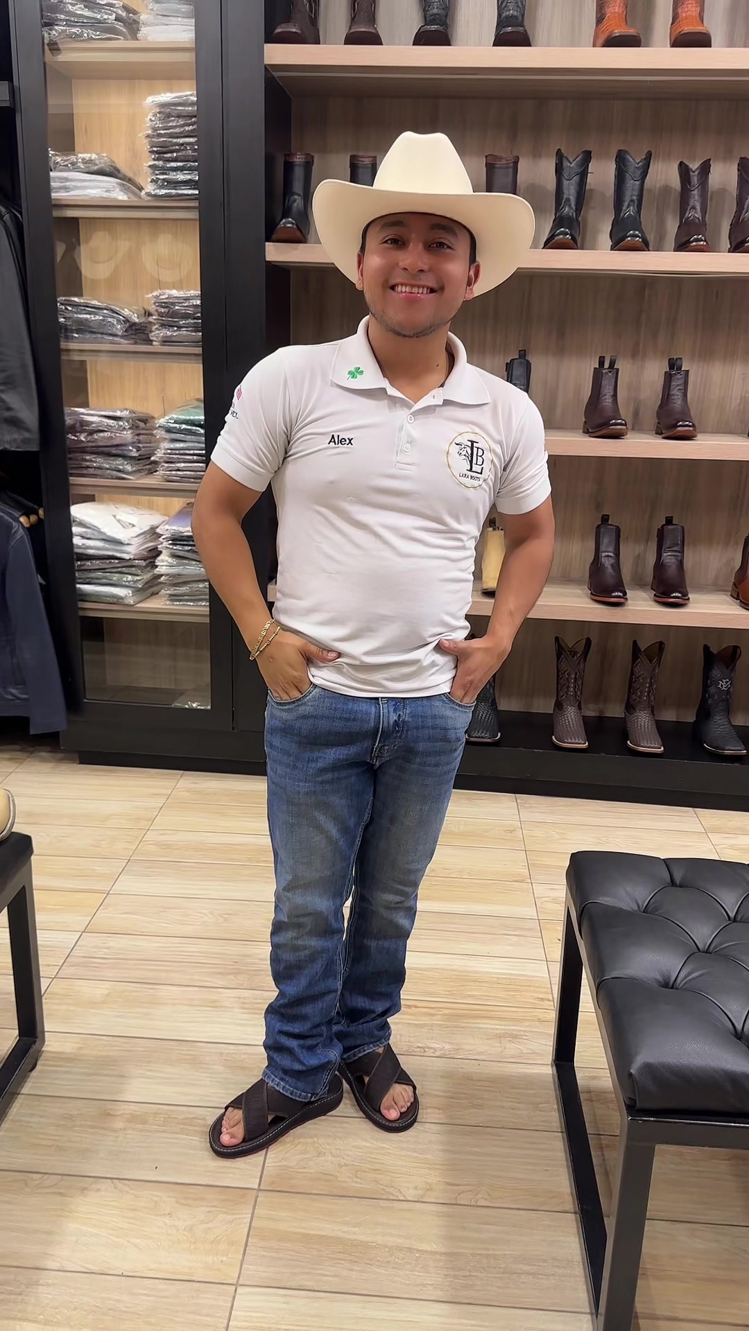 @Lara boots