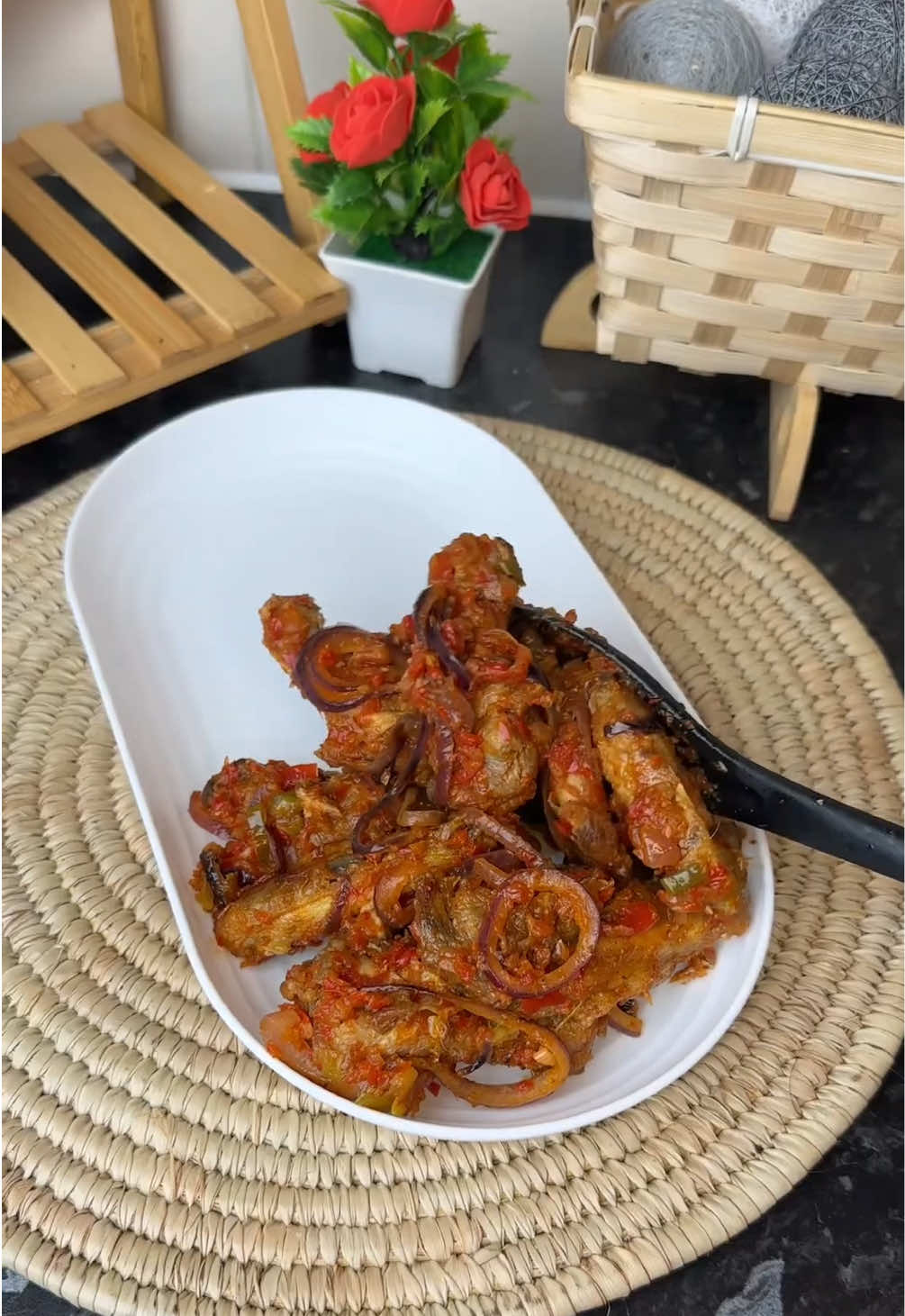 @whiskwithseyi