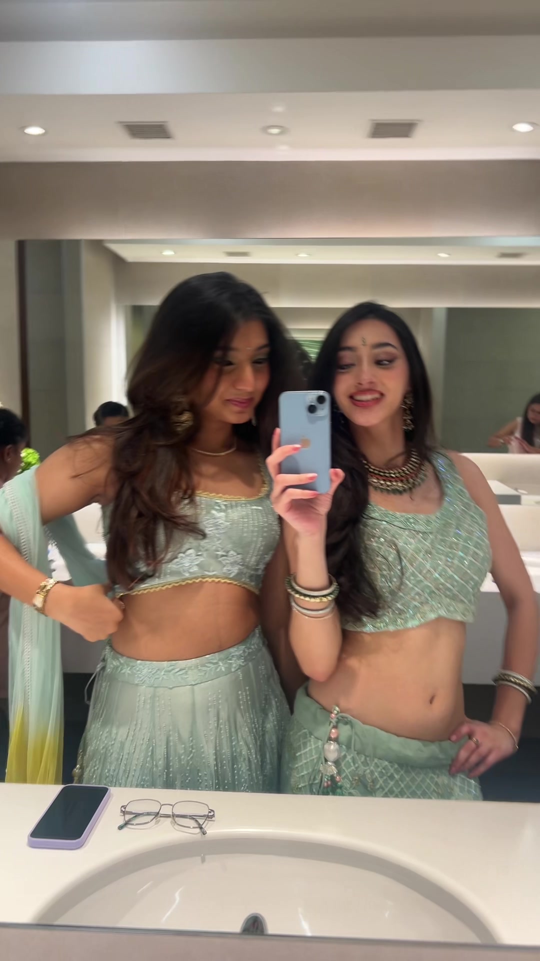 @Priyasi 🪷