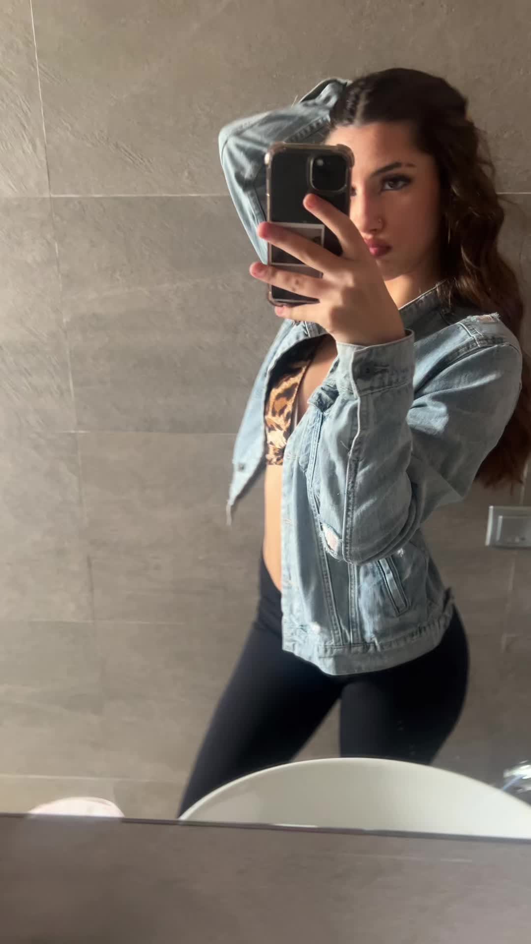 @💸