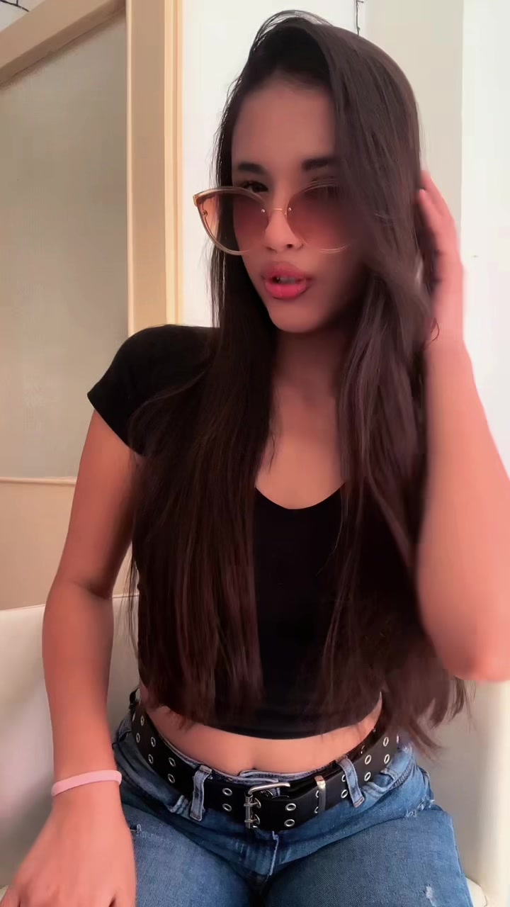 @NIKOLETTA15.
