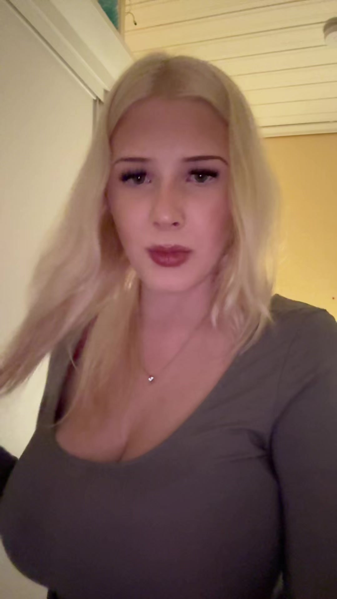@𝓪𝓰𝓷𝓮𝓼😽