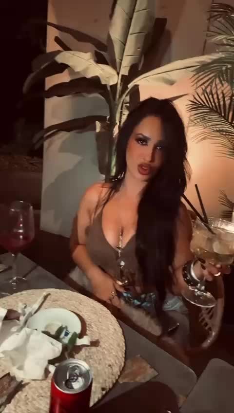 @kaylanne