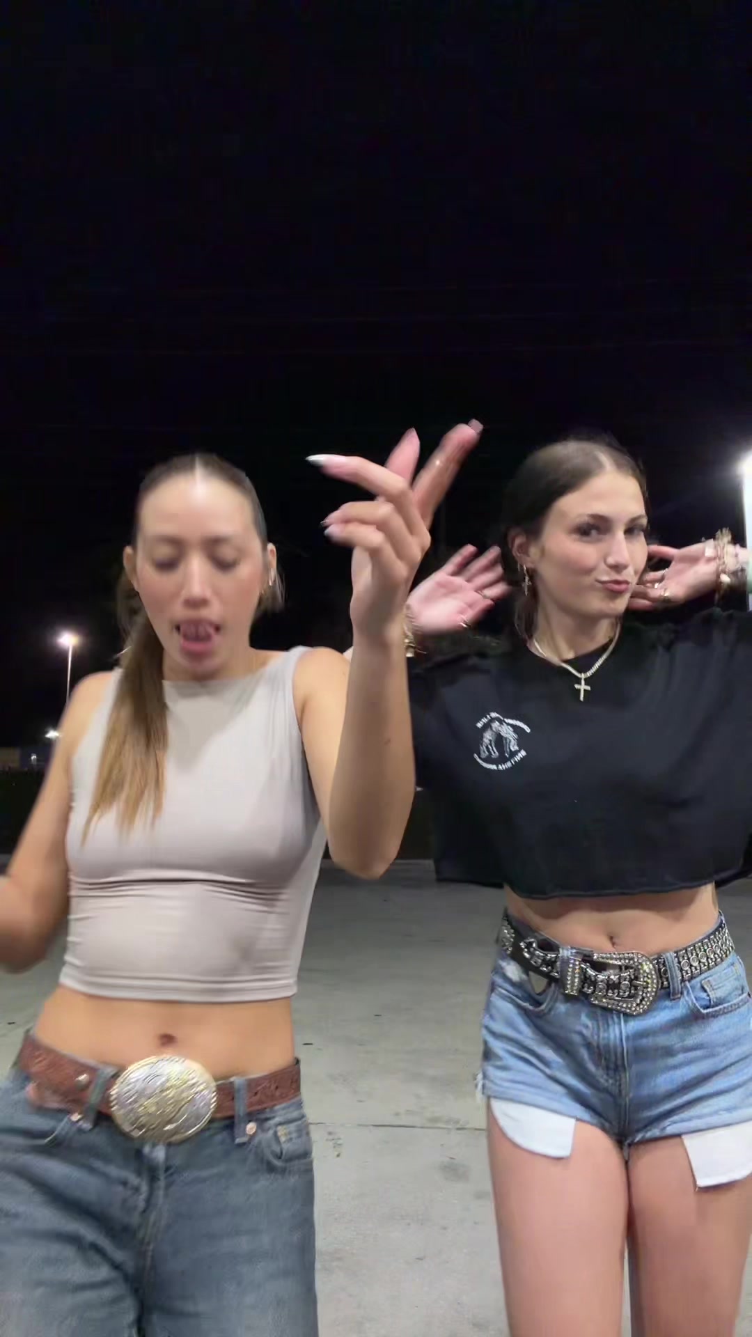 @Sabrina_