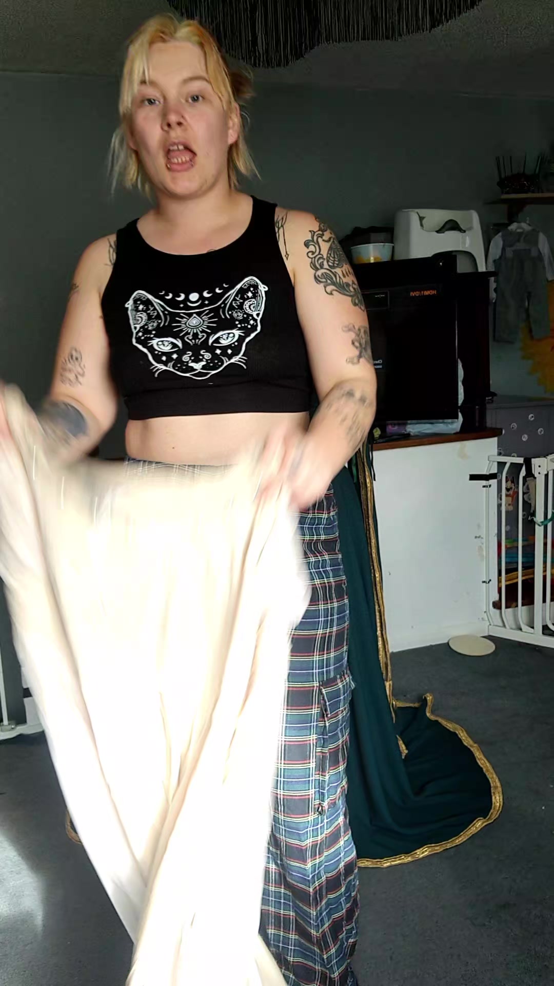 @CryptidNyx