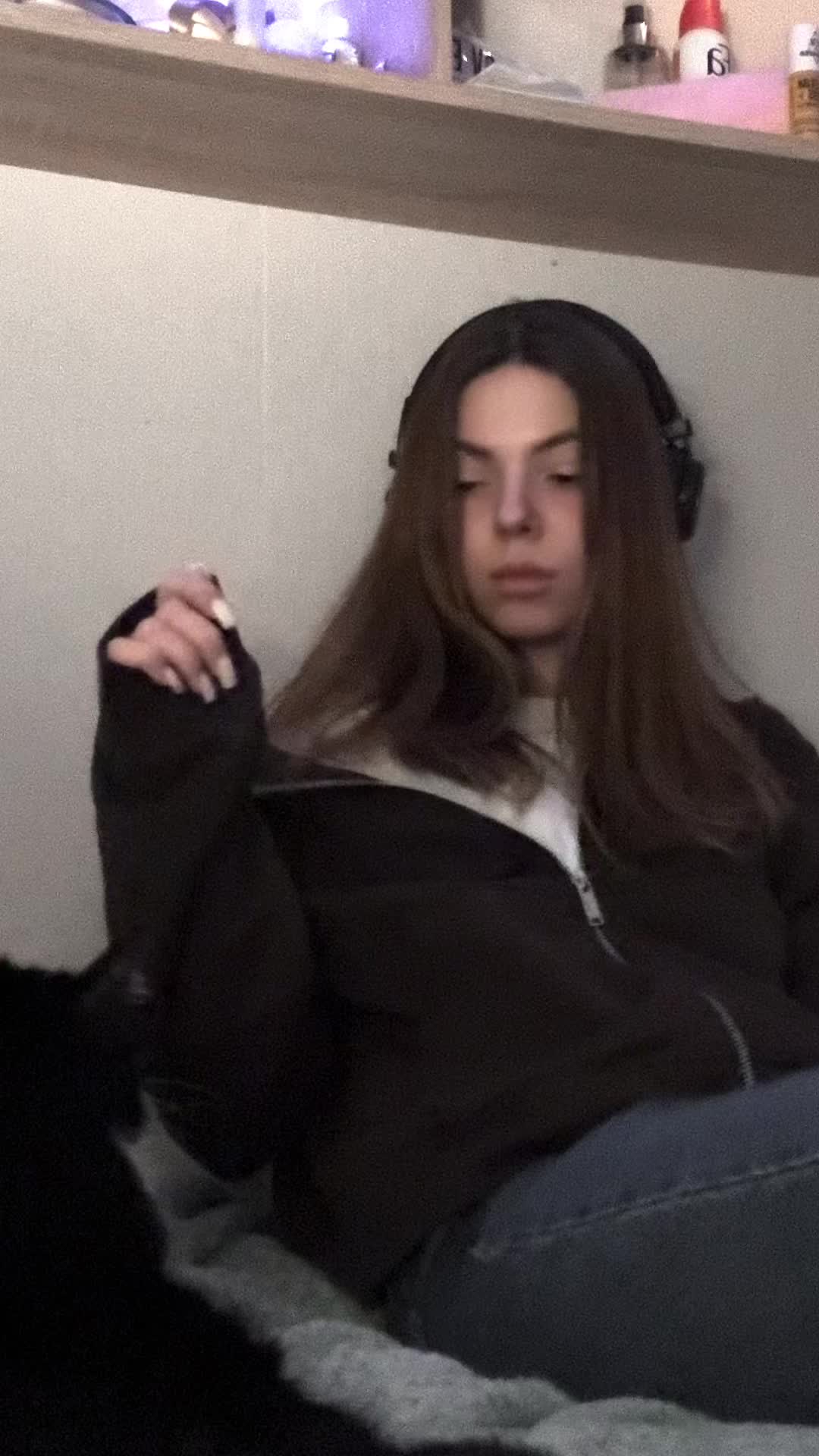 @Лиза