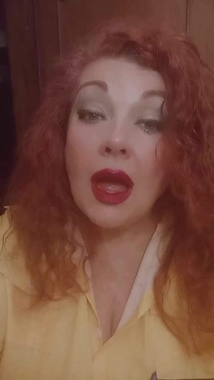 @jessicarizzoreal