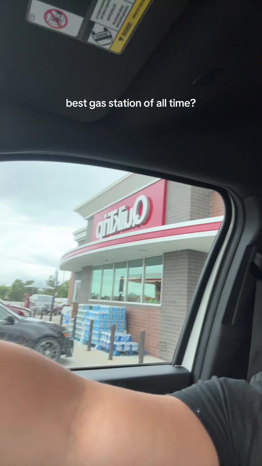 @claytonbull_