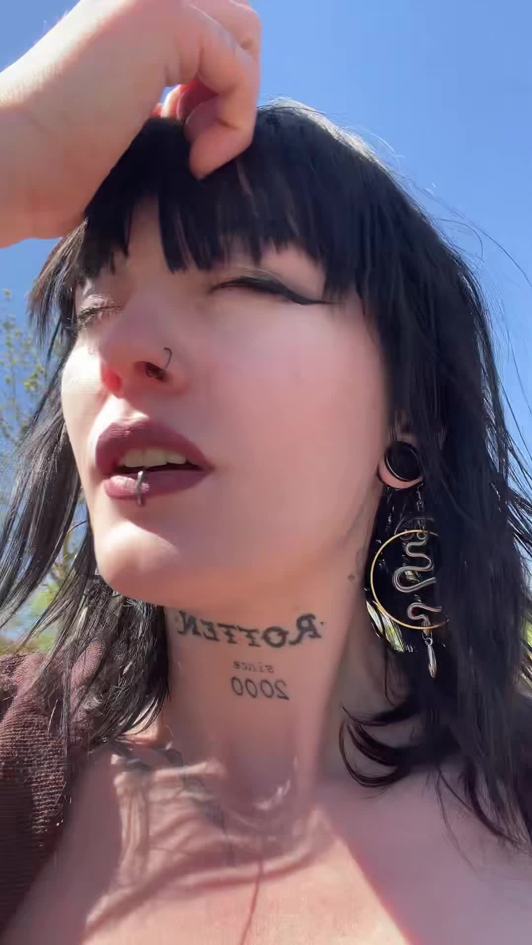 @Flummi_666😈