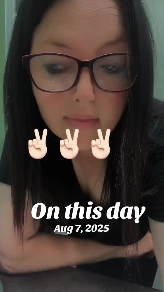 @💚💚April💚💚