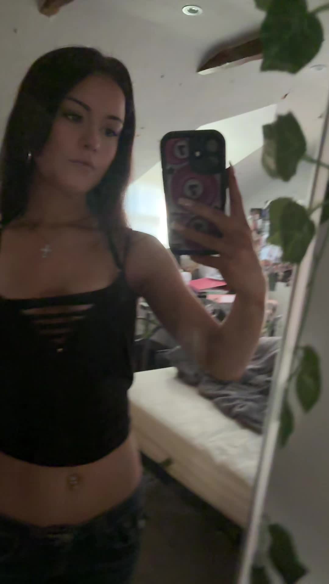 @🐞🍸