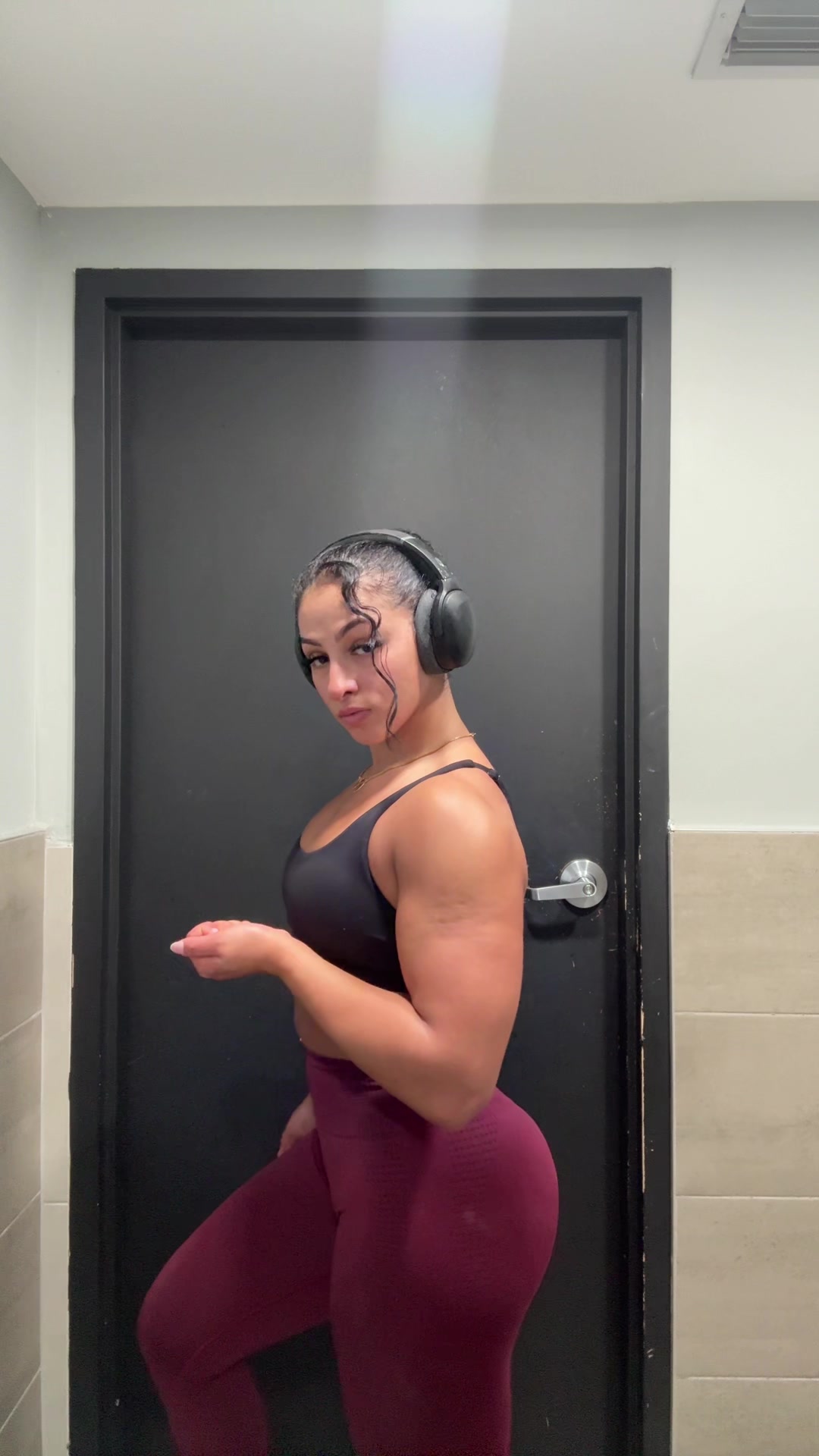 @Mo