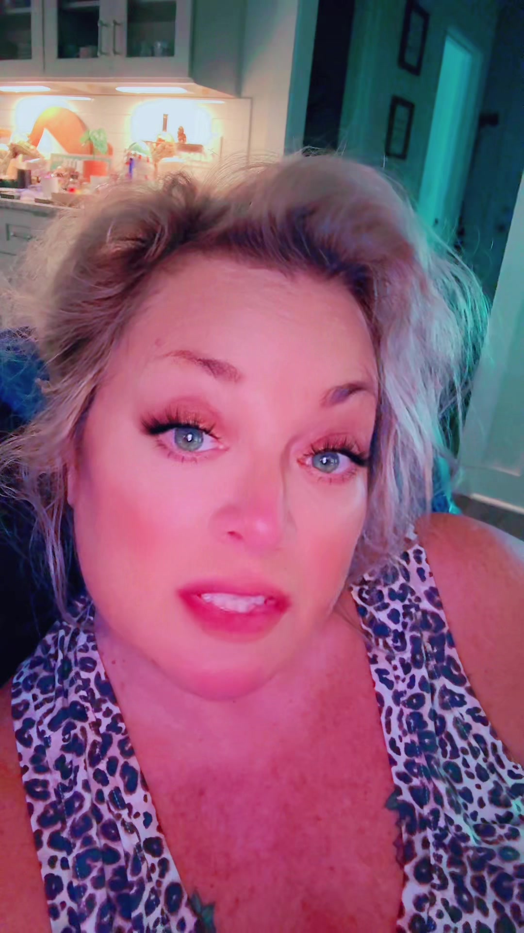 @Pepper_Lynne