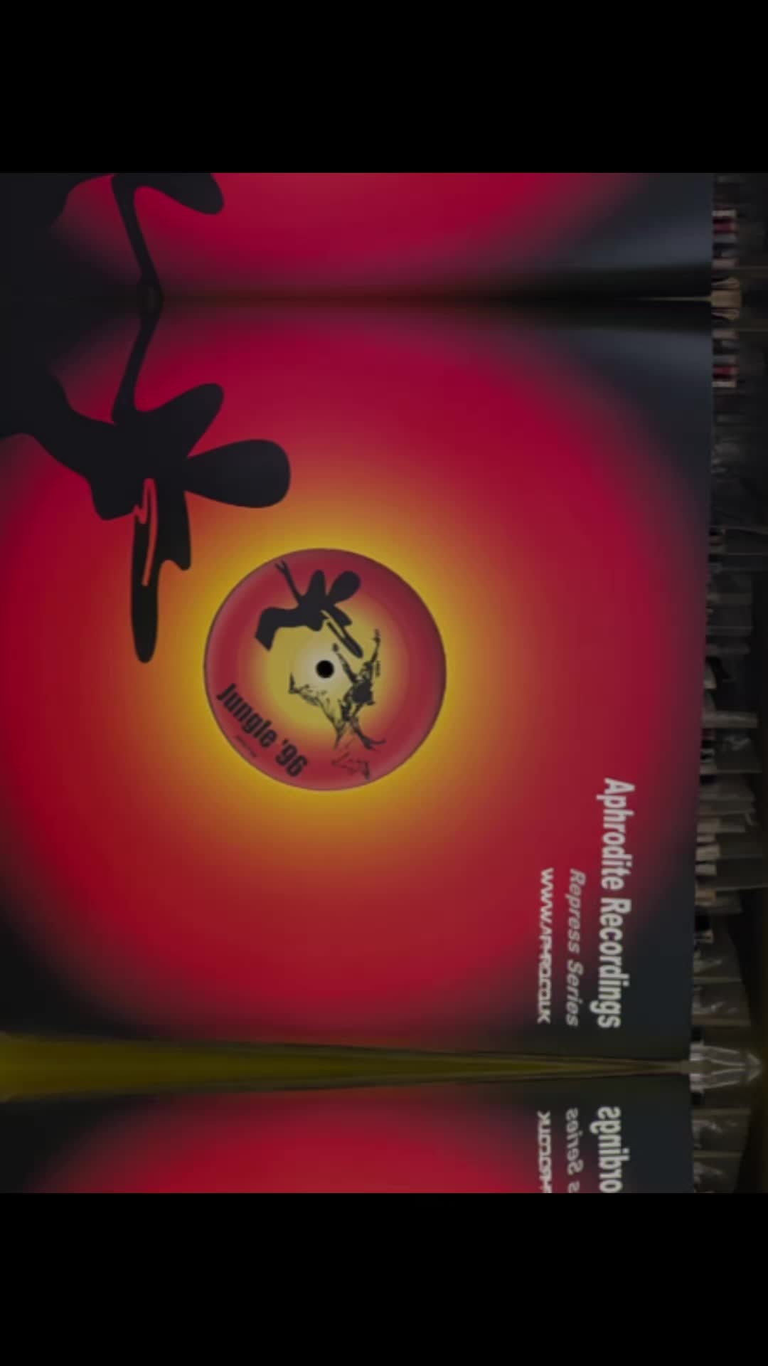 @(Lisa)The Virtual Vinyl Store