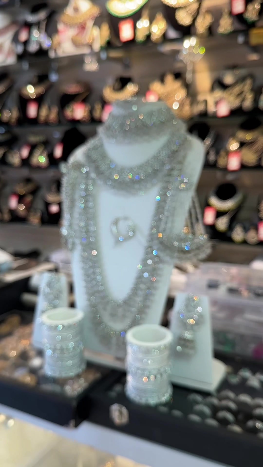 @FashionHouse438D