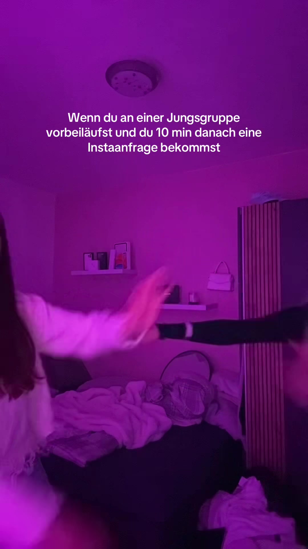 @ꫀꪑꪗ