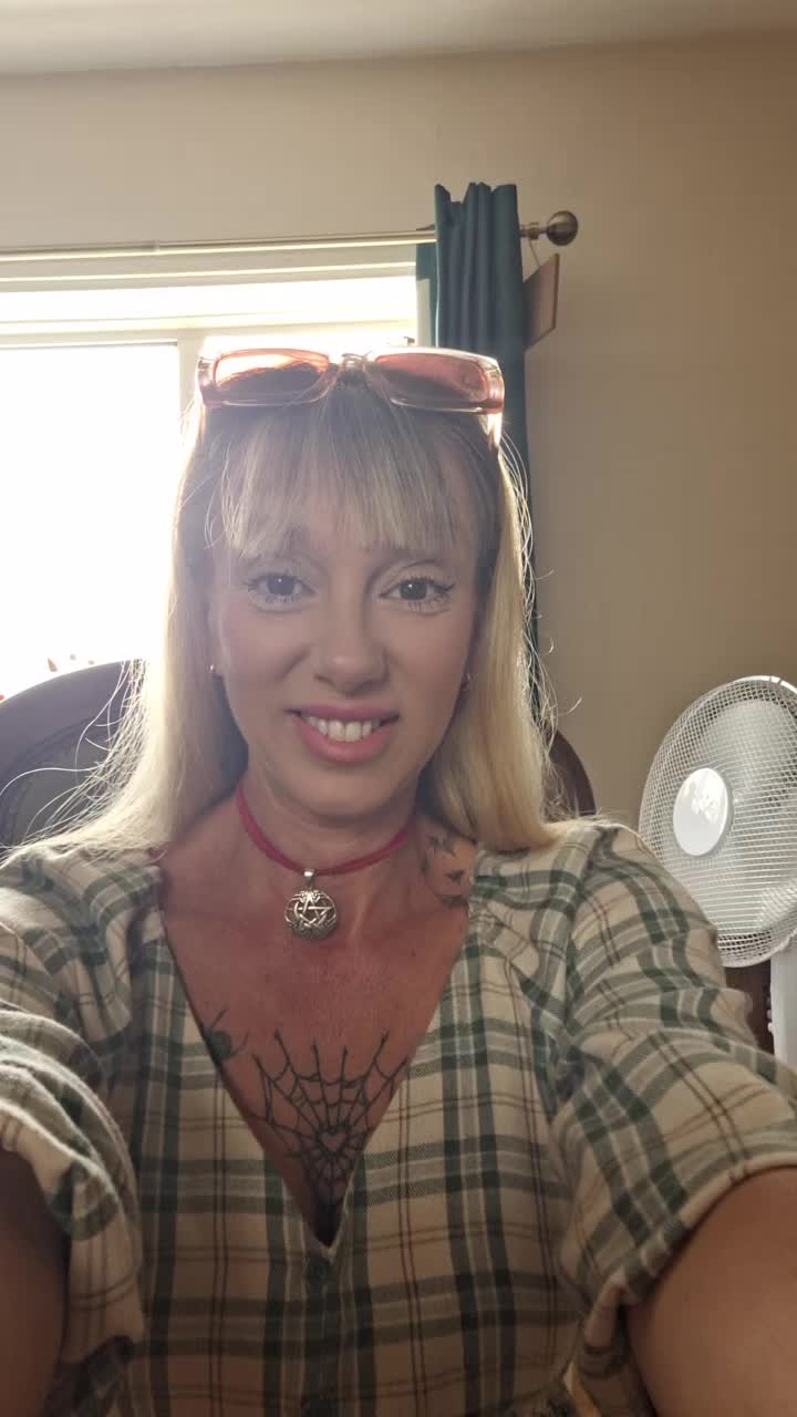 @beautifulchaos🌈⚡️