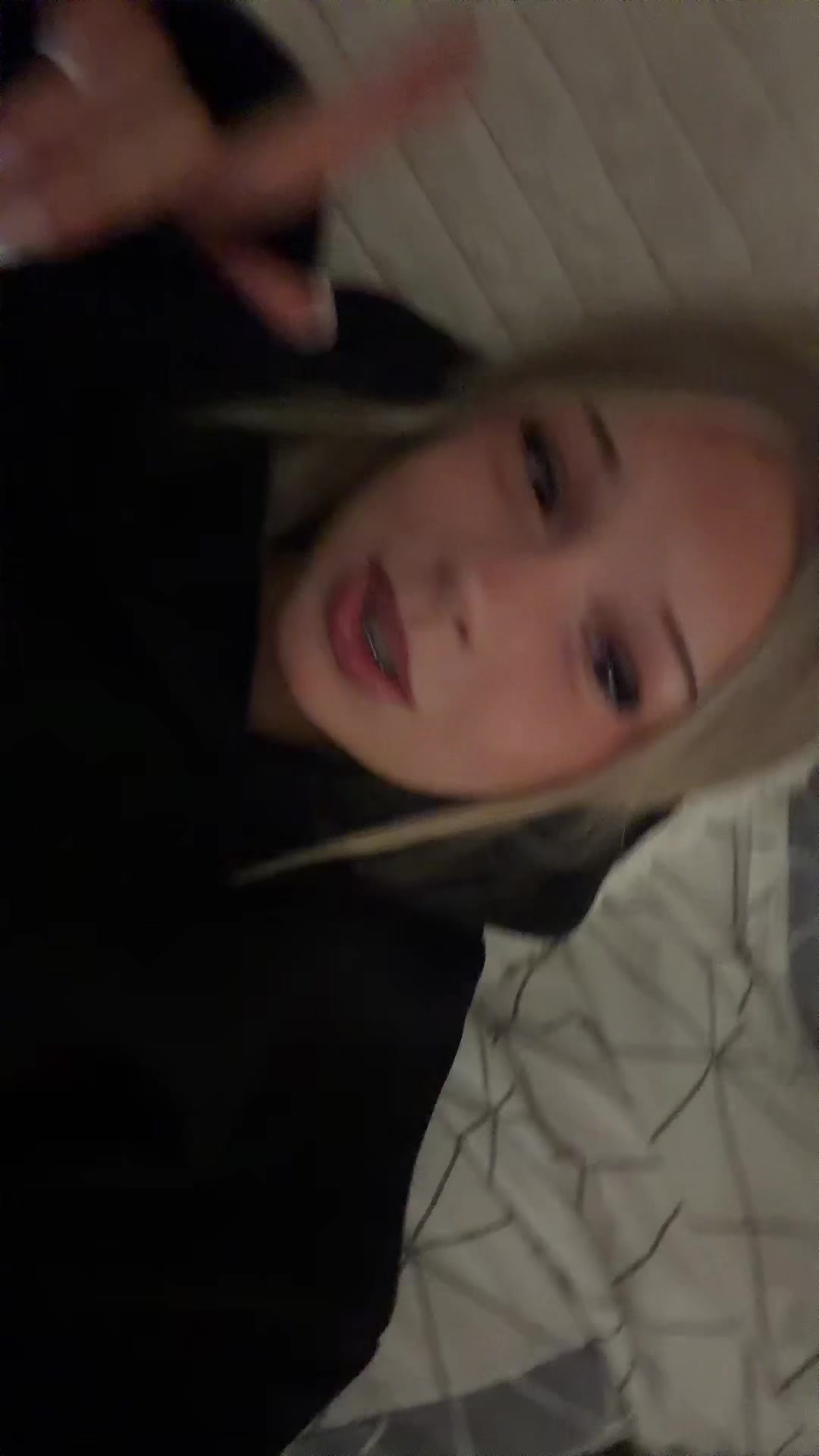 @𝒮