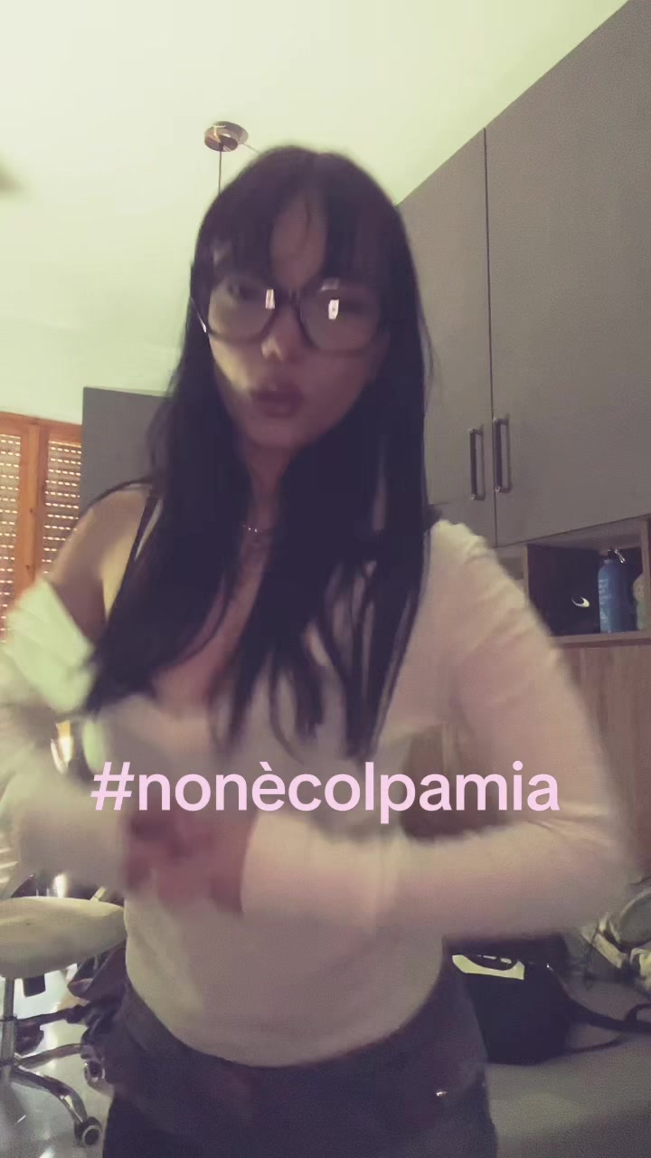 @🪷🧘🏻&zwj;♀️