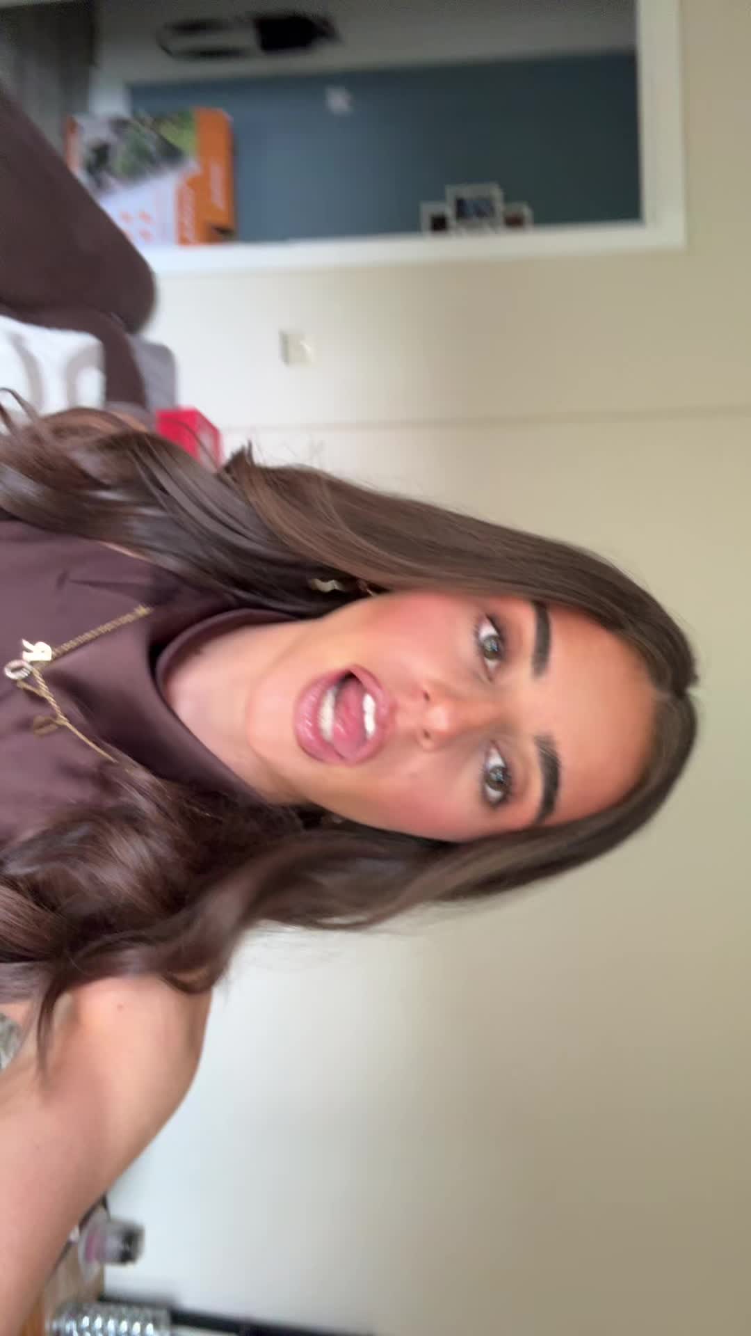 @Sarah;)