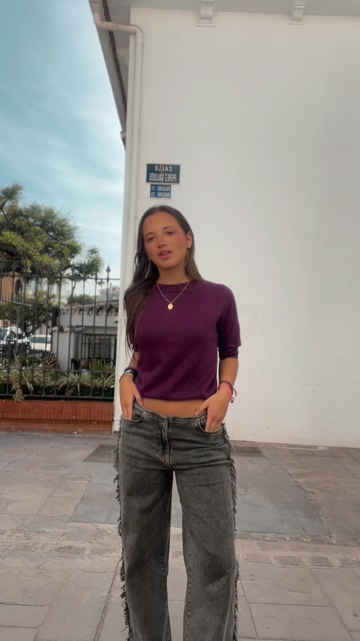 @danielaa