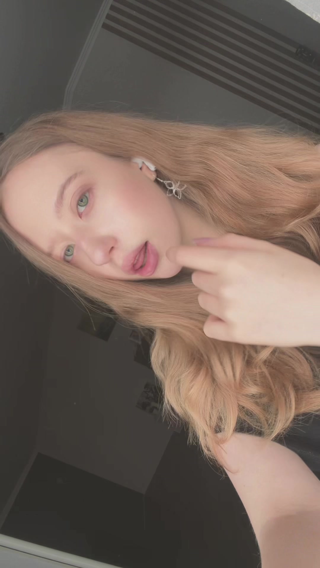 @полина