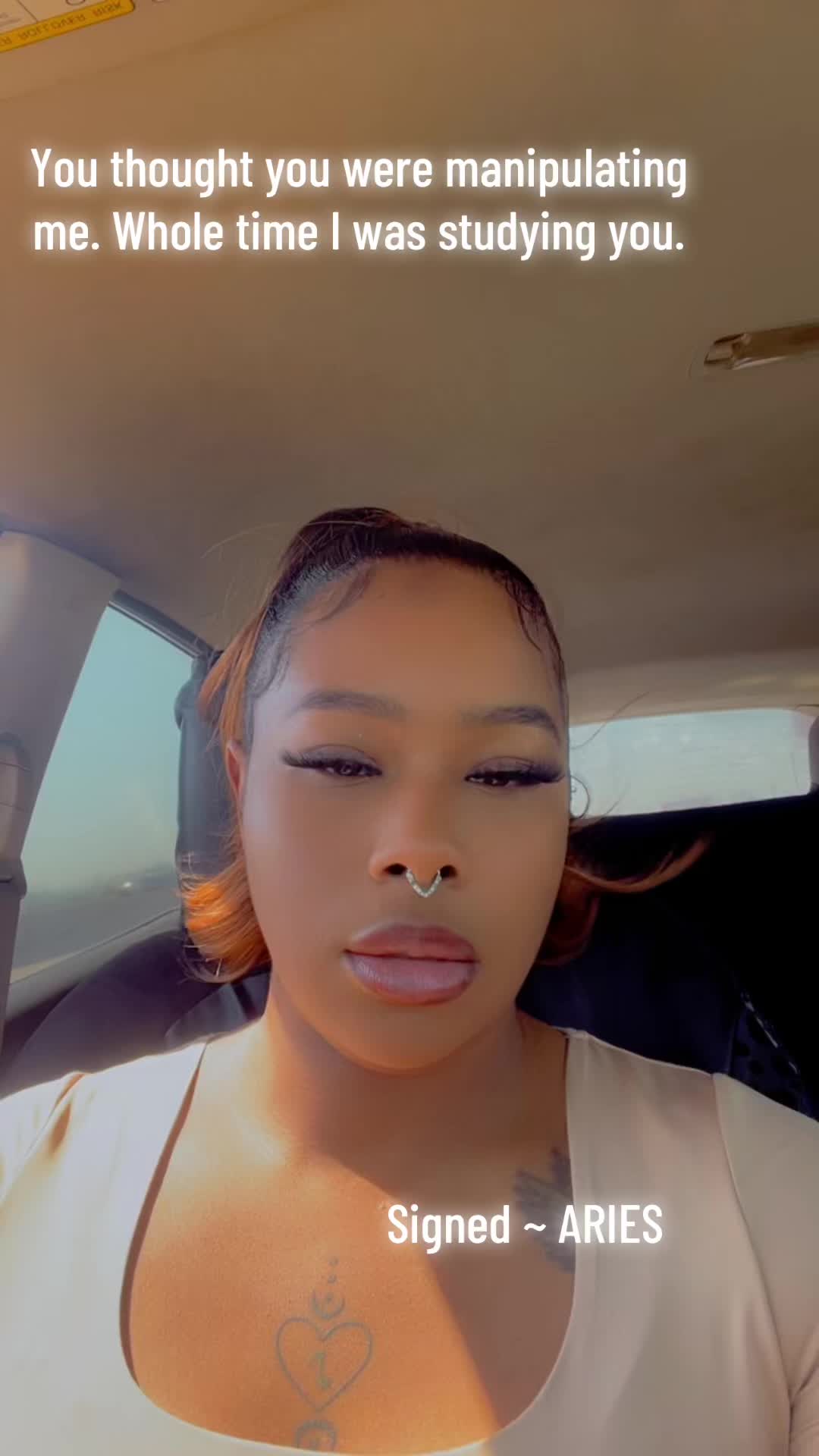 @Evillynn30 😈🤟🏽🖤💚