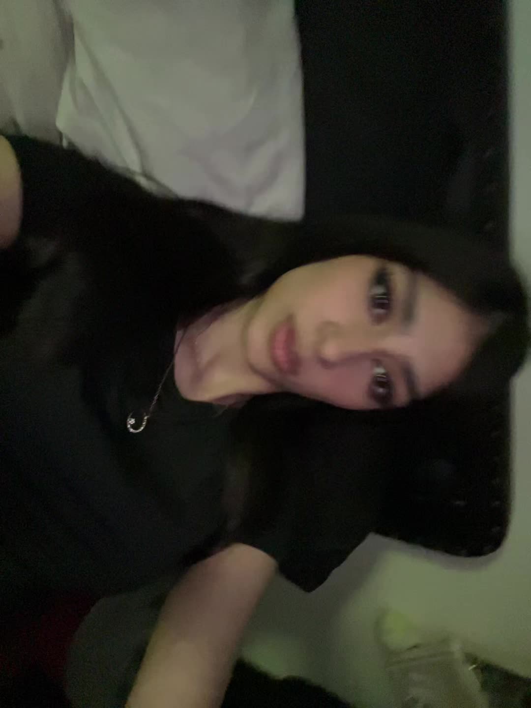 @️