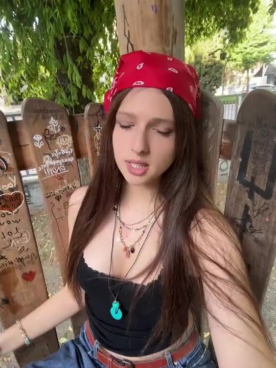 @Λενααα