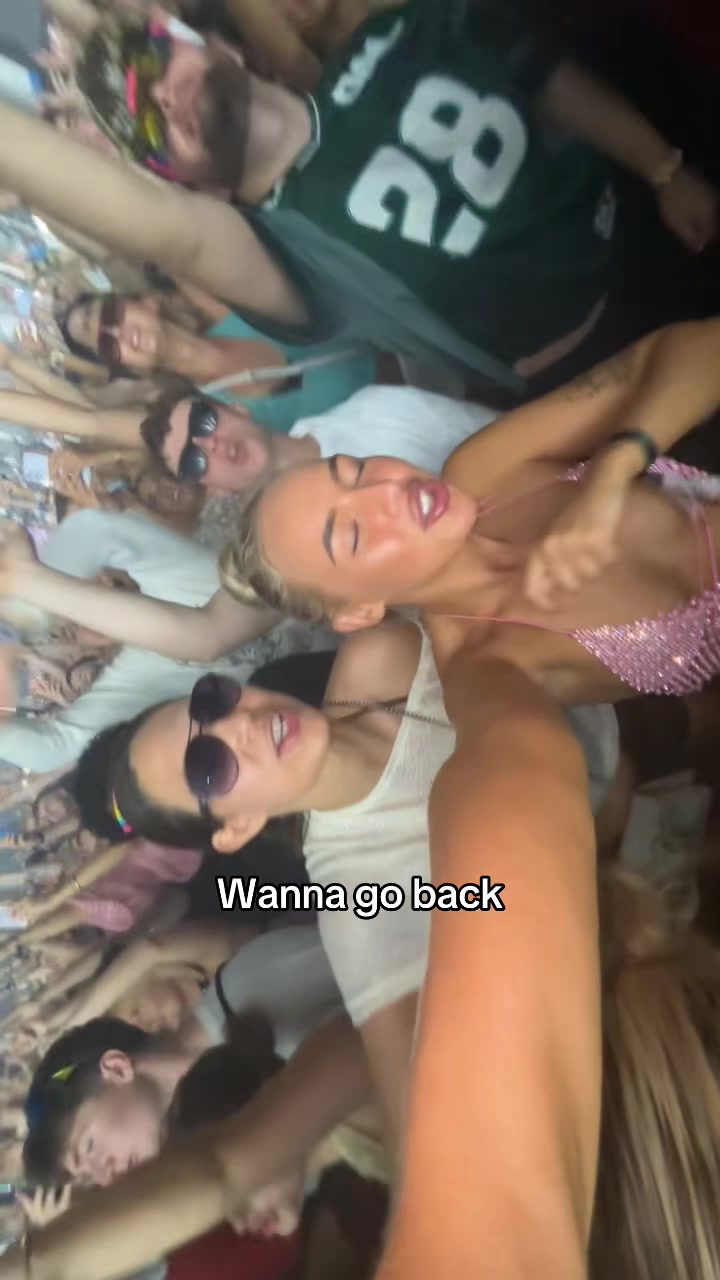 @Nicole Kay White👸🏼